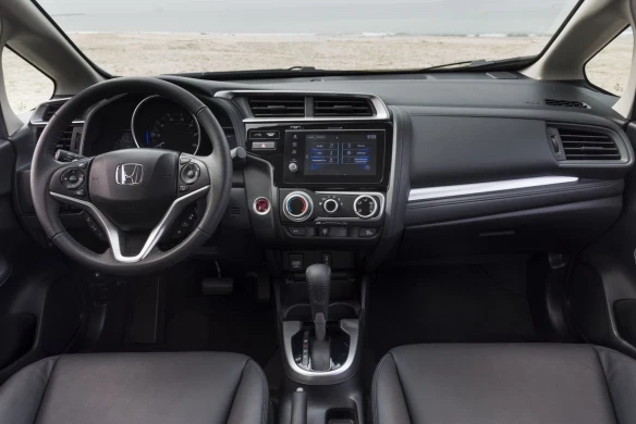 2018 Honda Fit EX-L Navi in Lunar Silver