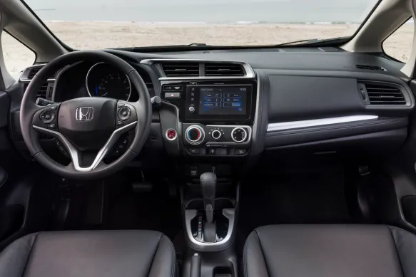 2018 Honda Fit EX-L Navi in Lunar Silver